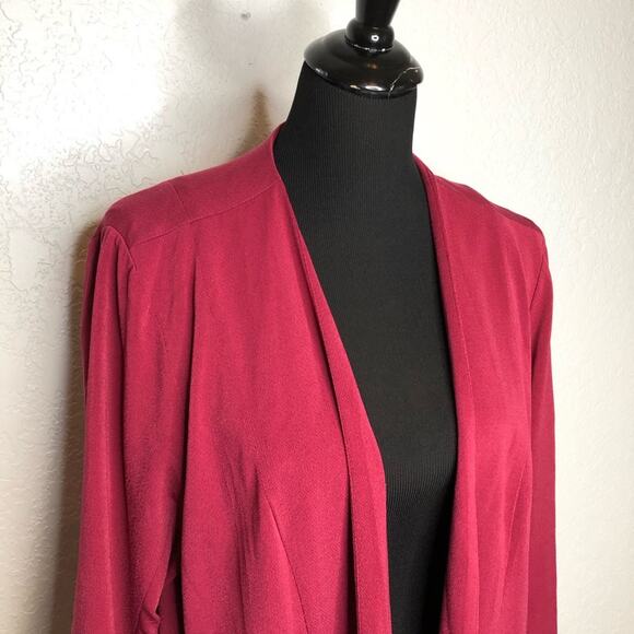 Torrid raspberry pink red open front blazer size 2 or 2X - Picture 2 of 12